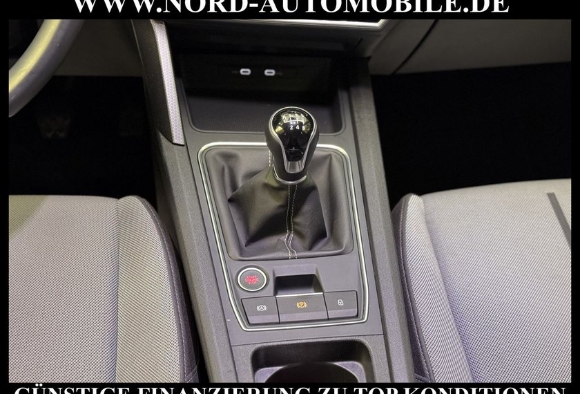 Seat Leon Leon Style 2.0 TDI Limo Navi/LED/Kamera/Virt.Coc