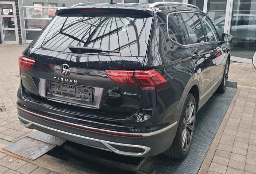 Volkswagen Tiguan Allspace Tiguan Allspace Elegance 4MOT 2.0 TSI 7-Sitzer