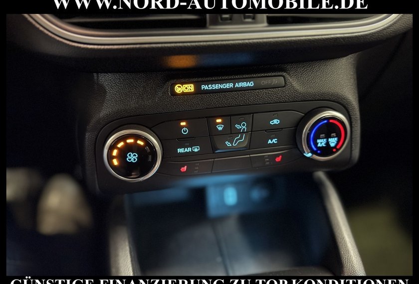 Ford Focus Focus Turnier 1.5 EcoBlue *LED*NAVI*AHK*SHZ*16Z*