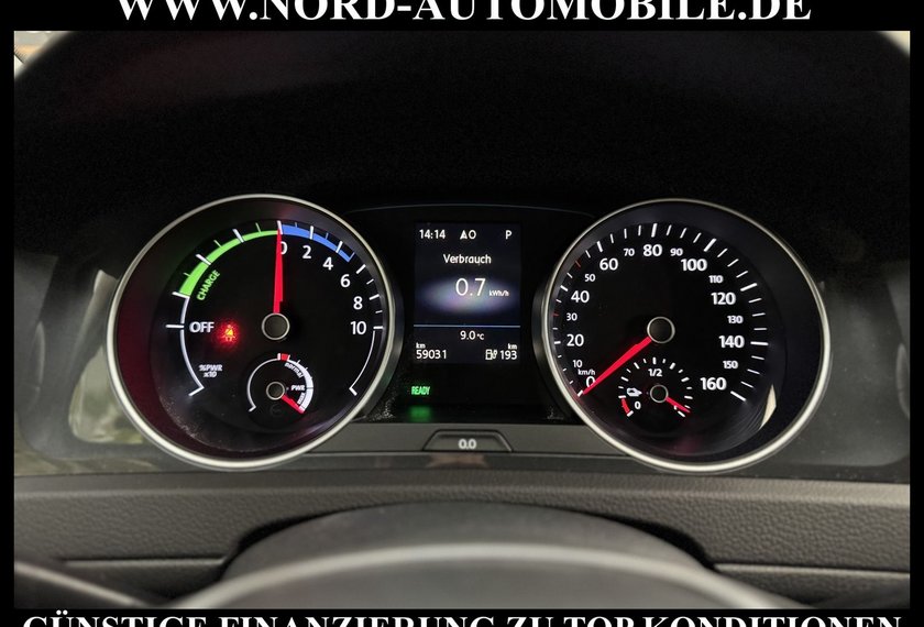Volkswagen Golf Golf e-Golf Automatik Navi/LED/PDC/CCS