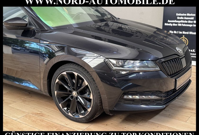 Skoda Superb Superb Combi Sportline 2.0 TDI AHK/Kamera/Navi/