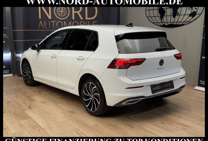 Volkswagen Golf Golf Life MOVE 1.5 TSI Navi/LED/ACC/17