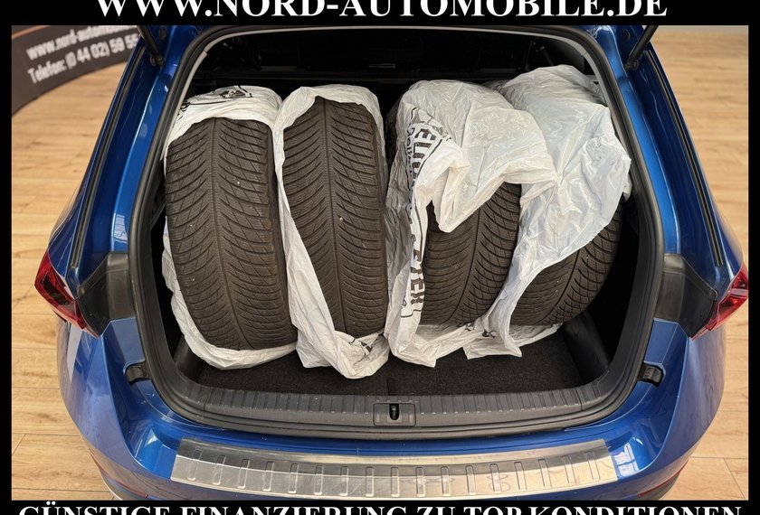 Skoda Octavia Octavia Scout Combi 2.0 TDI DSG AHK/HeadUp/Navi
