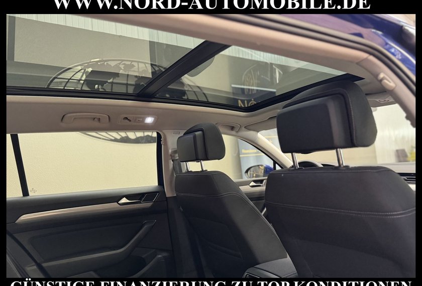 Volkswagen Passat Variant Passat Variant 2.0 TDI R-Line Pano/StHz/Kamera