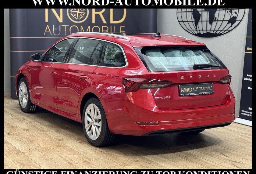Skoda Octavia Octavia iV Combi Style 1.4 TSI DSG Pano/HeadUp/