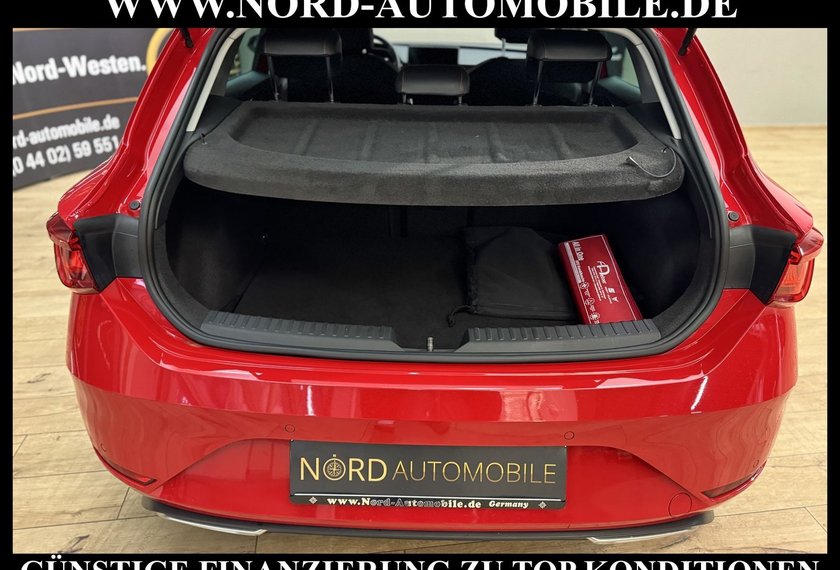 Seat Leon Leon FR 1.4 TSI e-HYBRID DSG Navi/LED/PDC/17