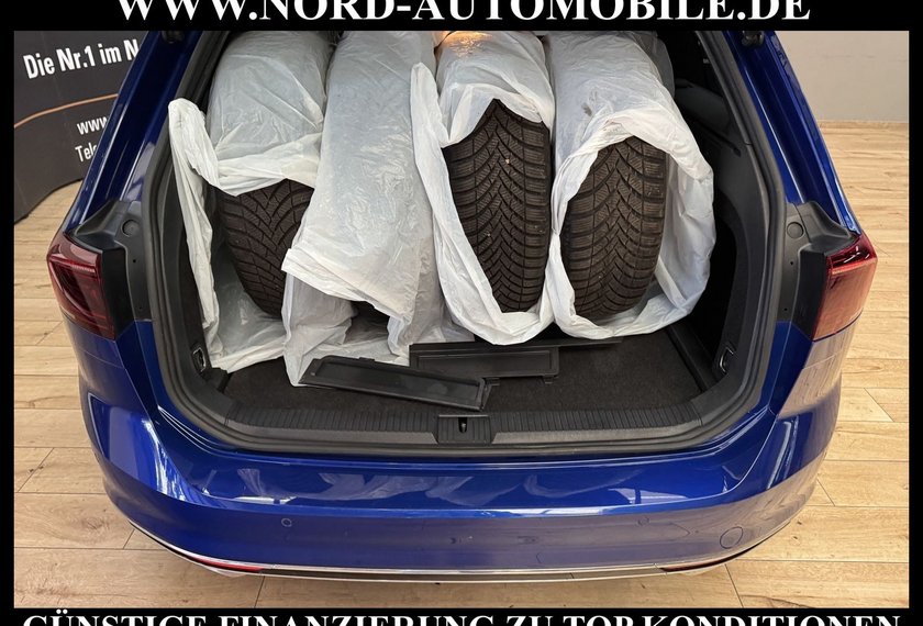 Volkswagen Passat Variant Passat Variant R-Line 2.0 TDI DSG Kamera/18/Dig.