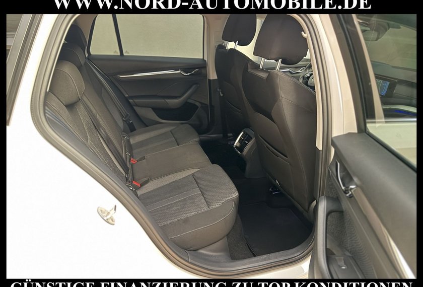 Skoda Octavia Octavia iV Combi Style 1.4TSI DSG AHK/HeadUp/18