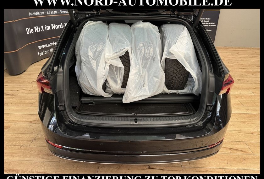 Skoda Octavia Octavia Combi Sportline 2.0 TDI DSG HeadUp/StHz/
