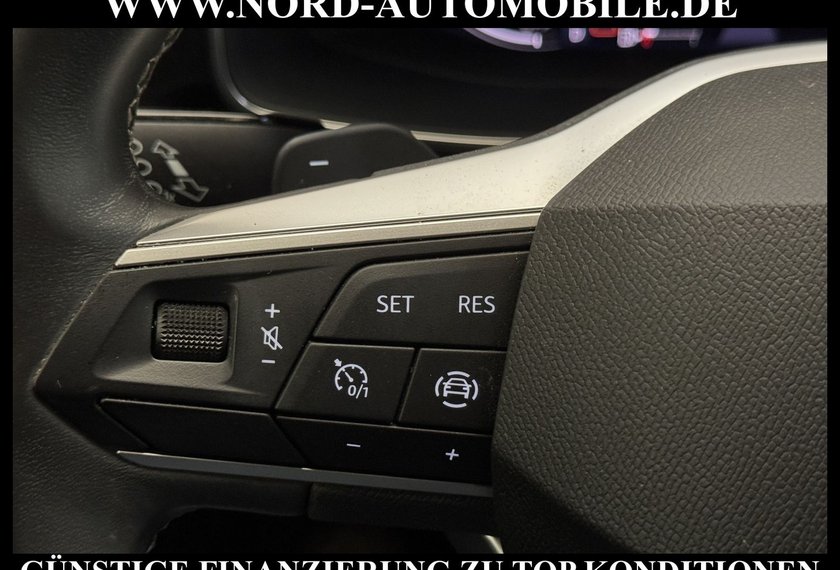 Seat Leon Leon Style 2.0 TDI DSG Voll-LED/Kamera/Navi/AHK