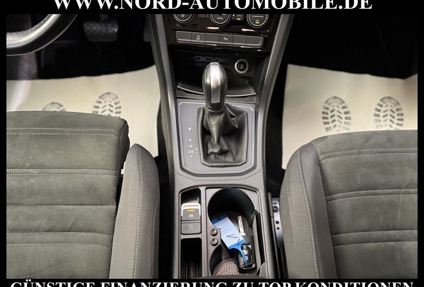 Volkswagen Touran Touran Comfortline 2.0 TDI DSG Navi/AHK/SHZ/