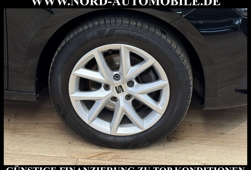 Seat Leon Leon Style 2.0 TDI DSG Navi/LED/APS