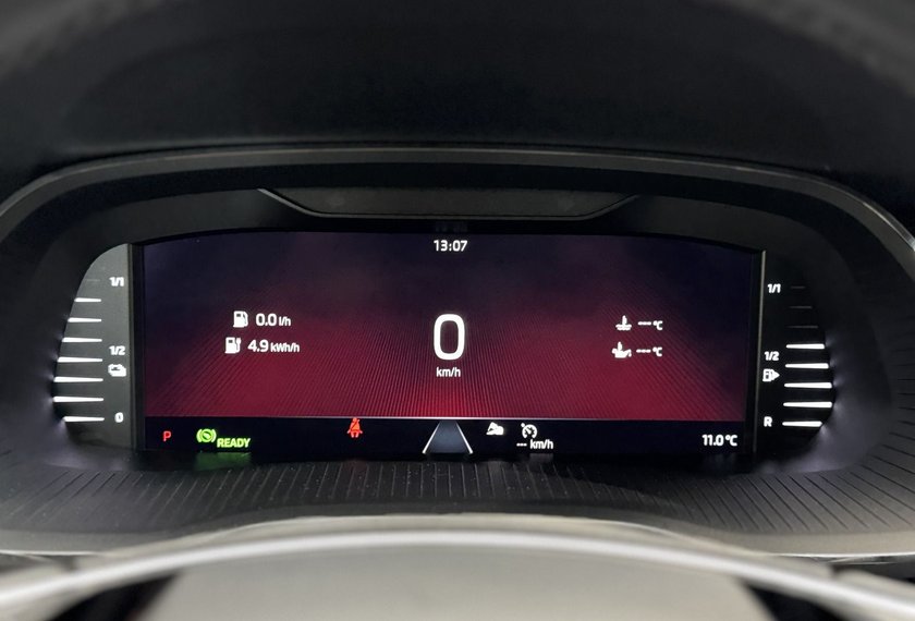 Skoda Octavia Octavia iV Combi Ambition 1.4 TSI DSG Kamera/LED