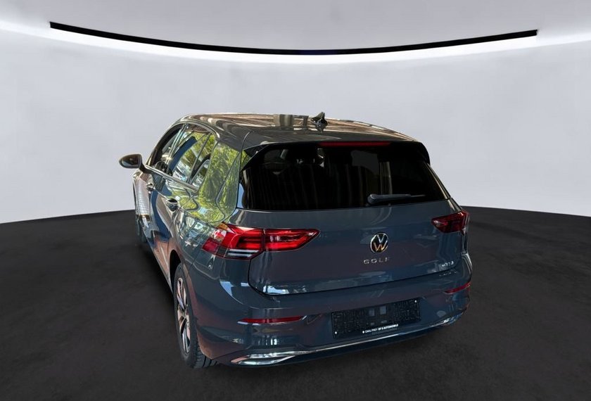 Volkswagen Golf Golf VIII 1.0 eTSI Move DSG Navi/LED/PDC
