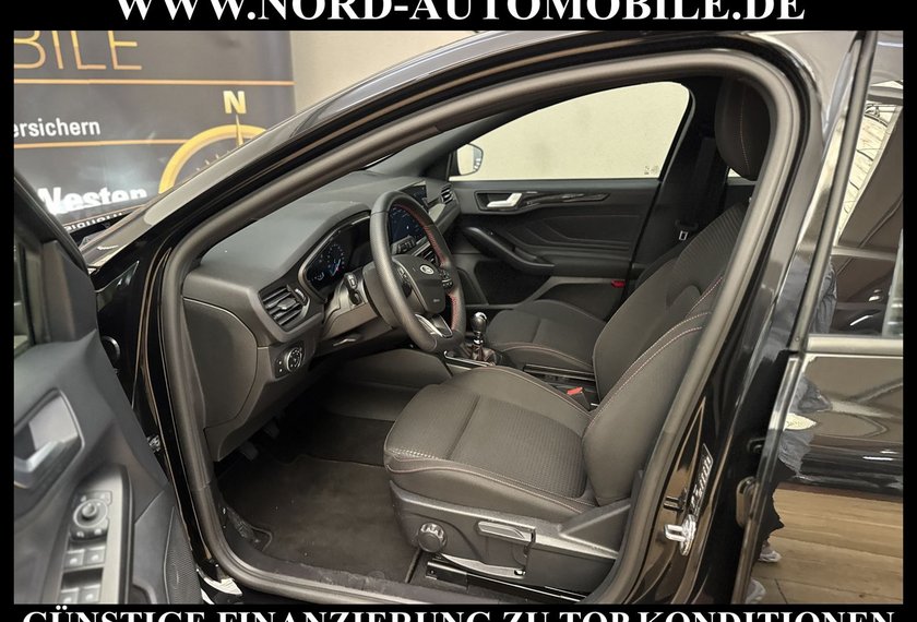 Ford Focus Focus Lim. ST-Line *LED*Navi*Kamera*ACC*SHZ*LHZ*