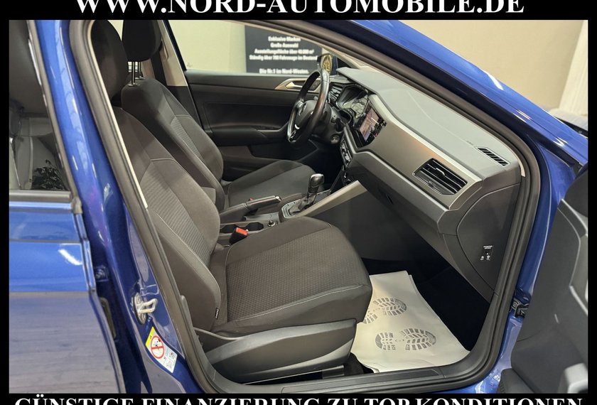 Volkswagen Polo Polo 1.0 TSI R-Line DSG Navi*PDC*SHZ*15&apos;&apos;*