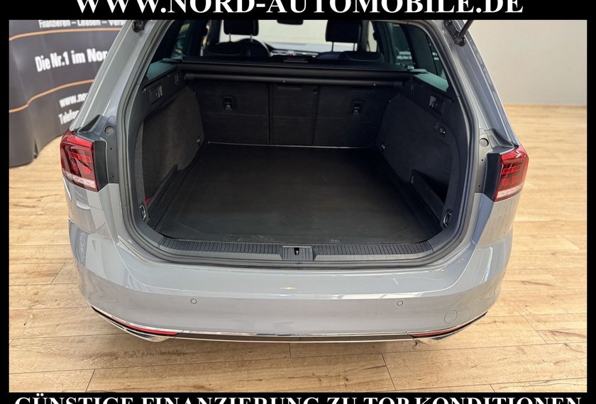 Volkswagen Passat Variant Passat Variant R-Line 2.0 TDI DSG Dig.Cockpit/18