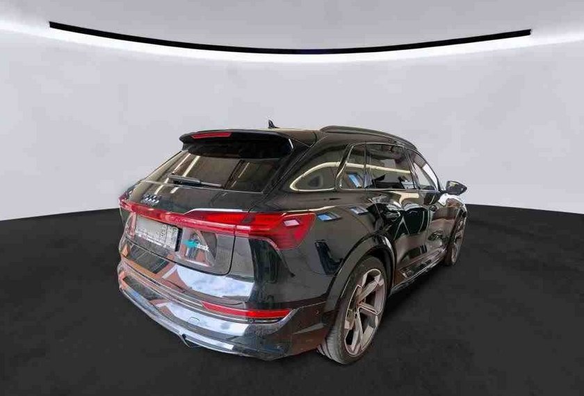 Audi e-tron e-tron S QU.Pano/AHK/Kamera/22/B&O/Matrix/UPE120