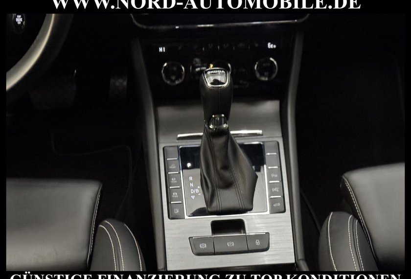 Skoda Superb Superb iV Combi Style 1.4 TSI DSG Leder/AHK/Navi