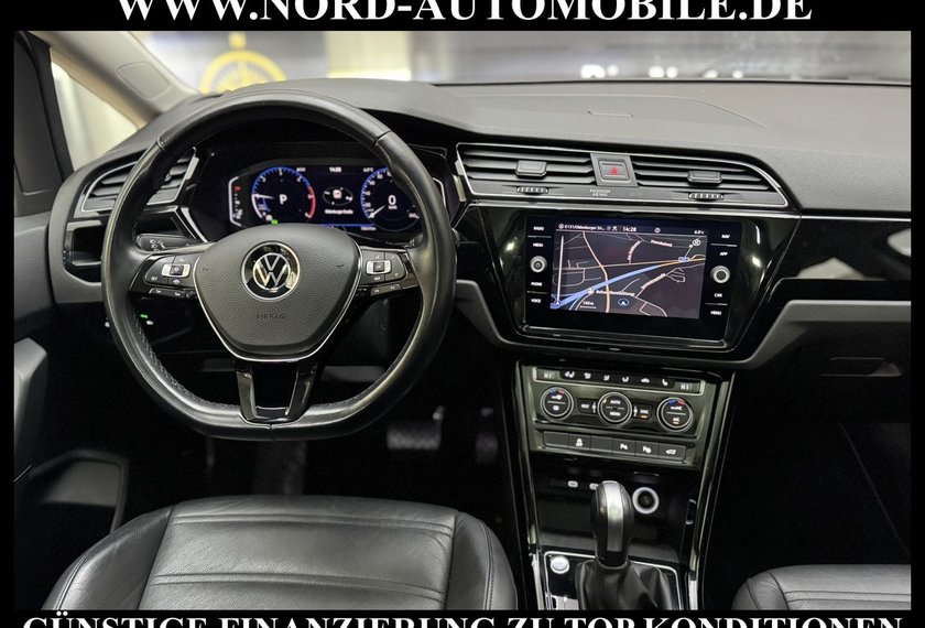 Volkswagen Touran Touran Highline 2.0 TDI DSG 7-Sitzer/Pano/AHK/17
