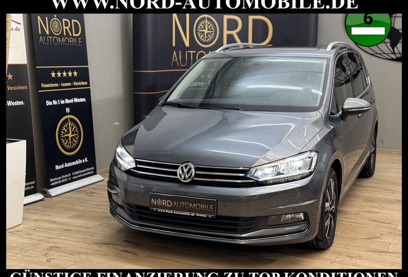 Volkswagen Touran Touran Highline 1.5 TSI DSG Pano/ACC/Navi/LED/17