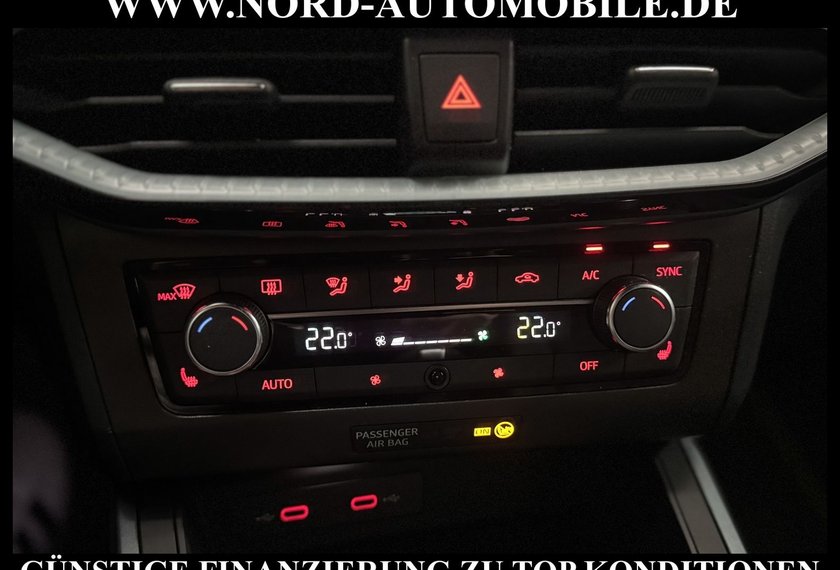 Seat Arona Arona Xperience 1.0 TSI DSG Kamera/18/Navi/LED