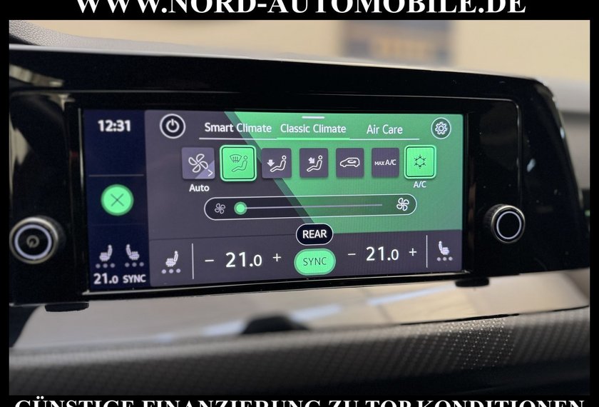 Volkswagen Golf Golf VIII Variant 1.5 eTSI Life DSG R-Line/Kamer