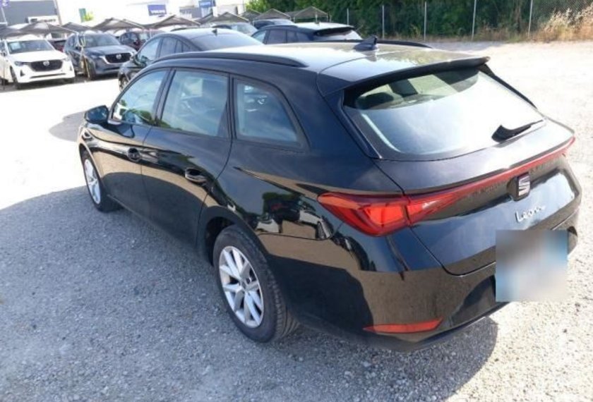 Seat Leon Leon Sportstourer 1.5 eTSI Style DSG Navi/LED/16