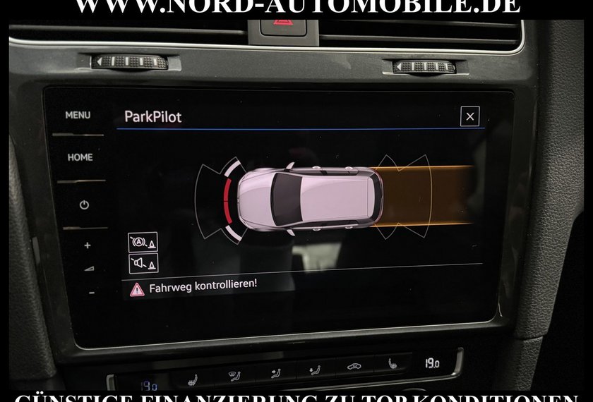 Volkswagen Golf Golf VII Lim. e-Golf *LED*Navi*Klimaauto*CCS*SHZ