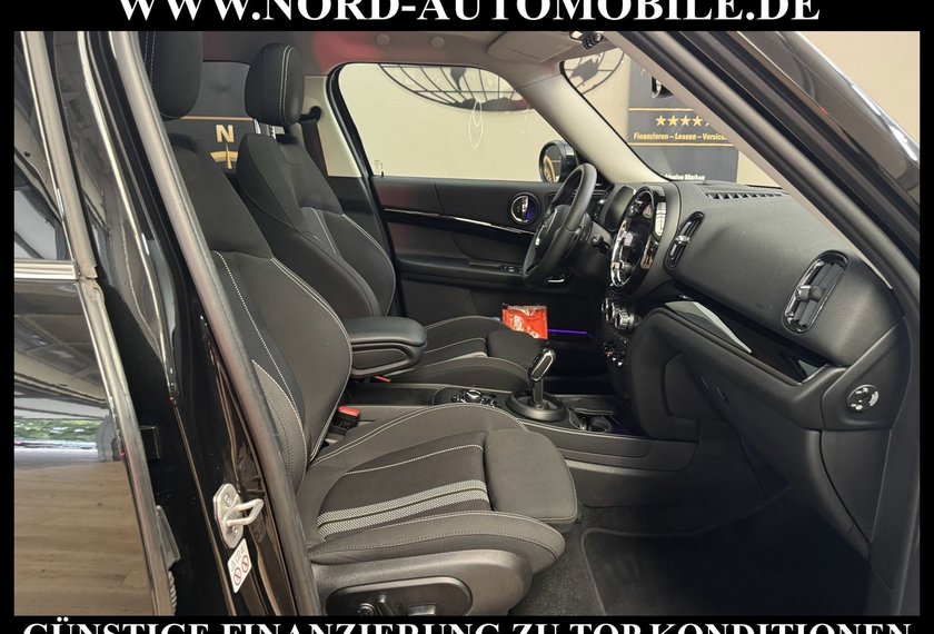 MINI Cooper Countryman Cooper Countryman S ALL4 Essential Trim *LED*NAV