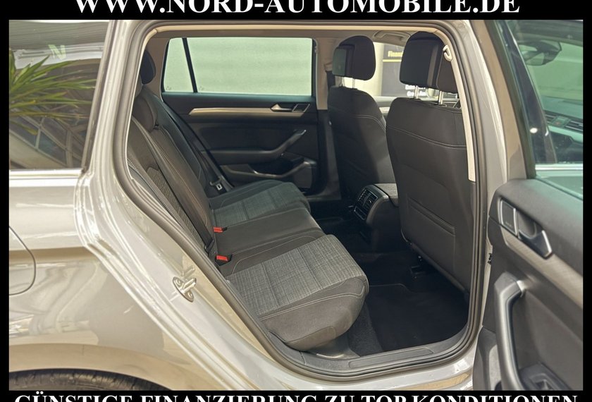Volkswagen Passat Variant Passat Variant R-Line 2.0 TDI DSG AHK/Dig.Cockpi