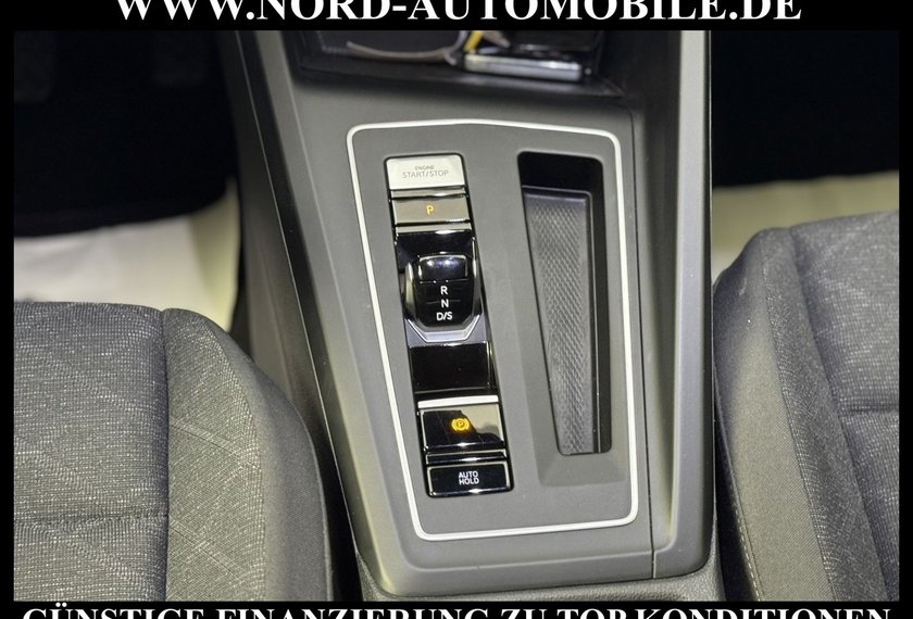 Volkswagen Golf Golf VIII Variant 1.5 eTSI Life DSG AHK/Navi/LED