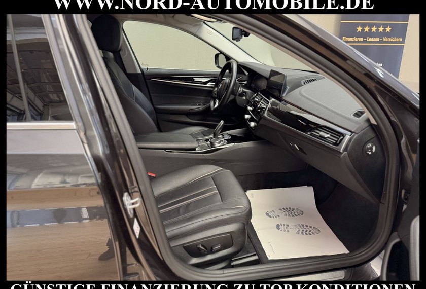 BMW 520 520 d Touring xDrive LUXURY LINE *AHK*KAM*UPE:70