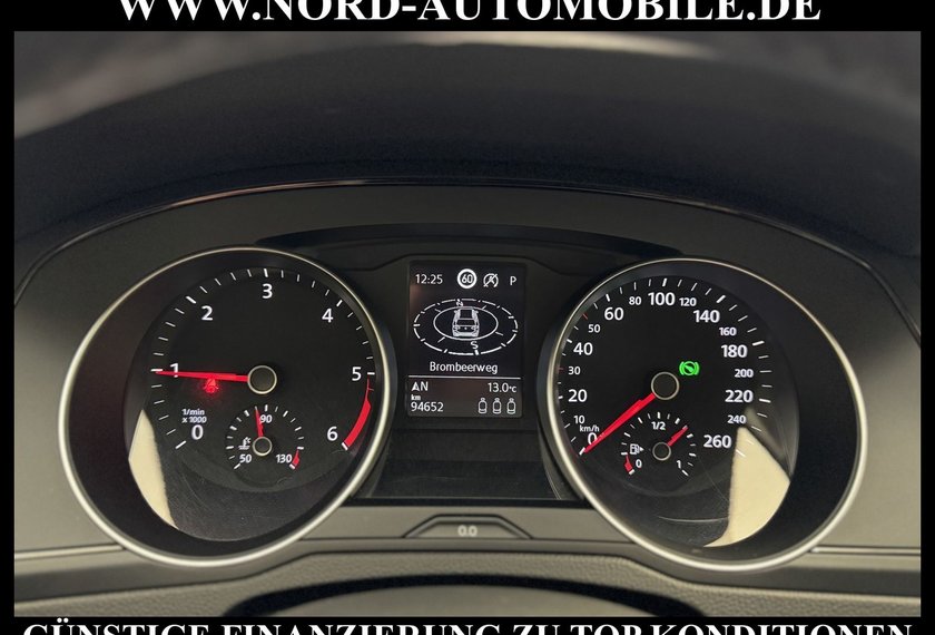 Volkswagen Passat Variant Passat Variant 2.0 TDI DSG AHK/Kamer/Navi/LED