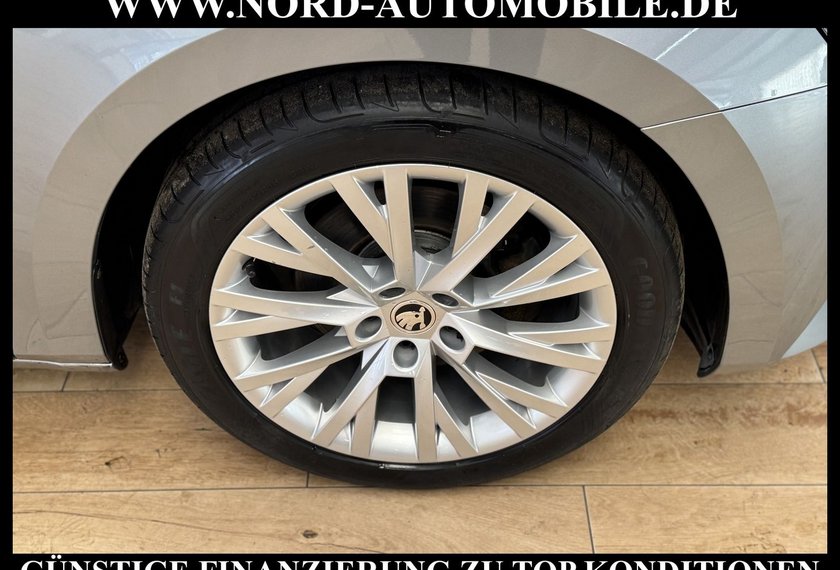 Skoda Superb Superb Combi Style Premium Edition 2.0 TDI DSG