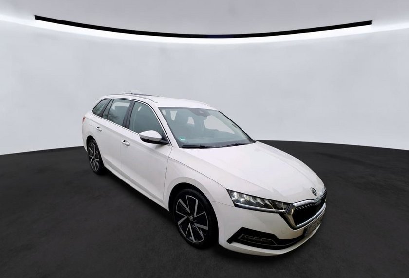 Skoda Octavia Octavia iV Combi Style 1.4 TSI DSG Head-Up/18/