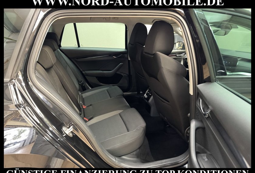 Skoda Octavia Octavia iV Combi Ambition 1.4 TSI DSG Kamera/LED