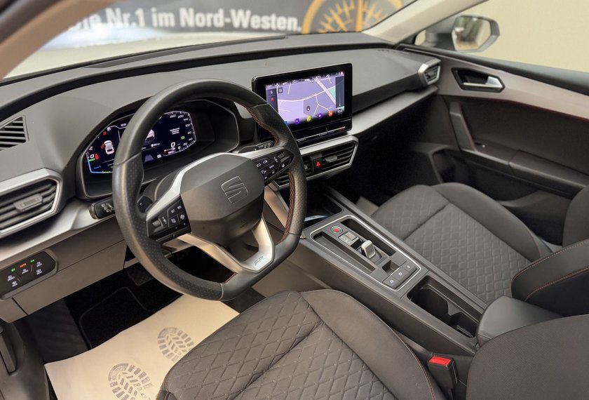 Seat Leon Leon FR e-HYBRID DSG Navi*LED*PDC*17''*