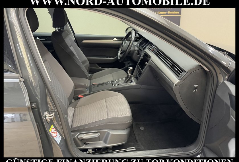 Volkswagen Passat Variant Passat Variant 2.0 TDI Kamera/AHK/Navi/LED