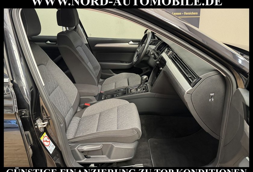 Volkswagen Passat Variant Passat Variant  2.0 TDI DSG R-Line Kamera/Navi/