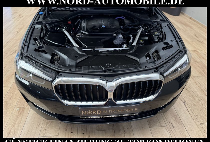 BMW 520 520 d xDrive Touring *AHK*LEDER*LIVECP*LED*SHZ*