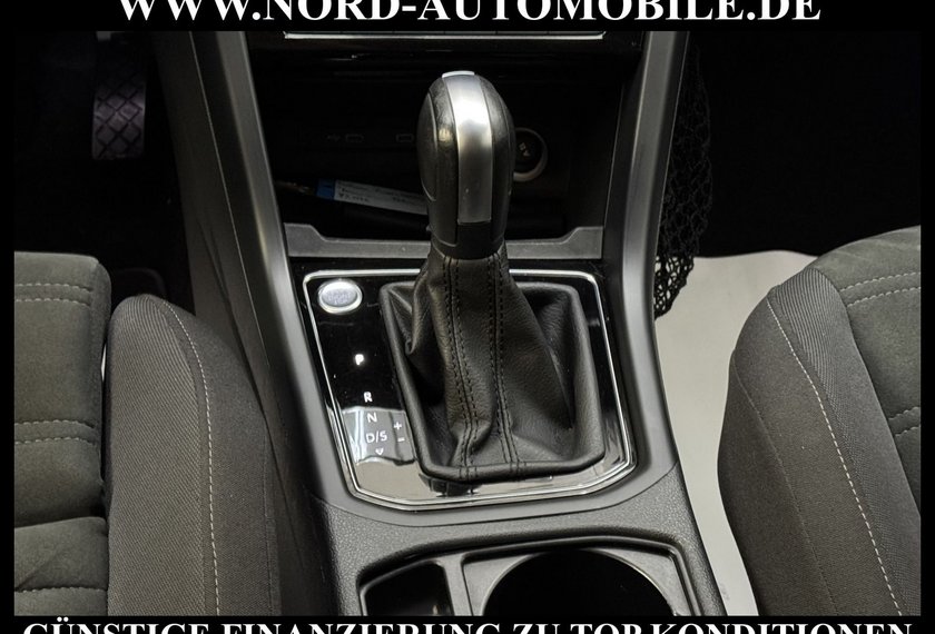 Volkswagen Touran Touran R-Line 2.0 TDI DSG Kamera/AHK/17