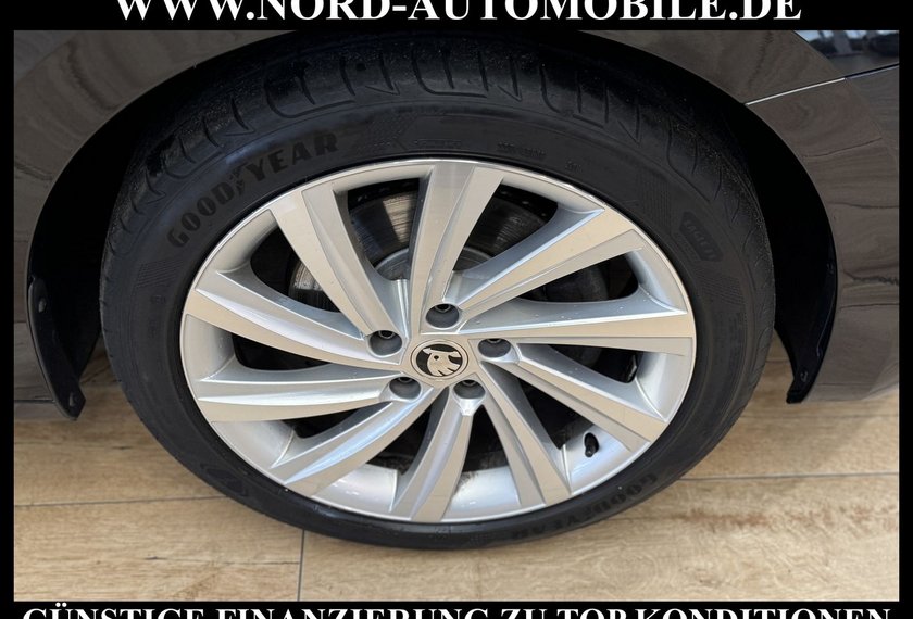 Skoda Octavia Octavia iV Combi Style 1.4 TSI DSG Head-Up/Navi/