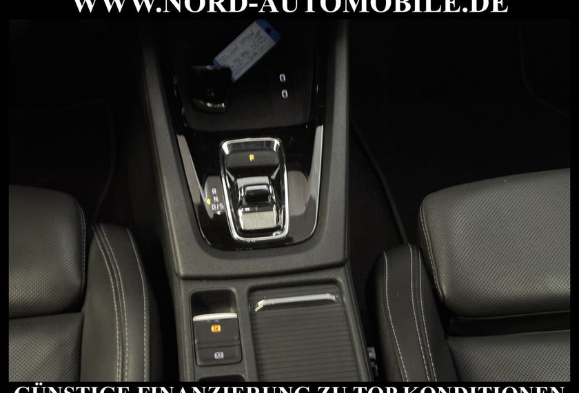 Skoda Octavia Octavia Combi Style 2.0 TDI DSG Leder/Head-Up/18