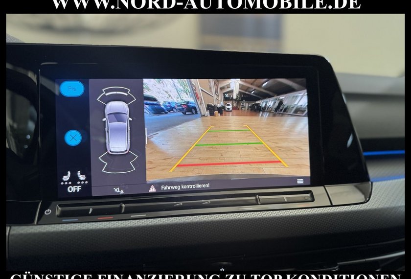 Volkswagen Golf Golf VIII 1.5 TSI Active Kamera/ACC/Navi/LED/17