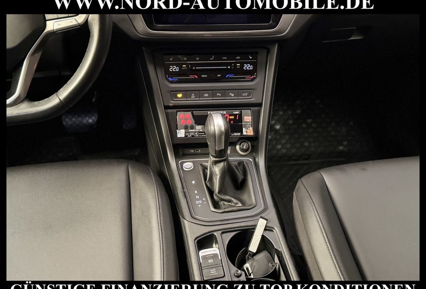 Volkswagen Touran Touran 2.0 TDI DSG TAXI *7-Sitzer/Leder/PDC/SHZ