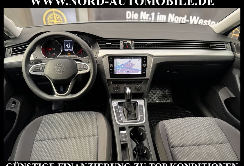 Volkswagen Passat Variant Passat Variant 2.0 TDI Conceptline DSG AHK/Navi/