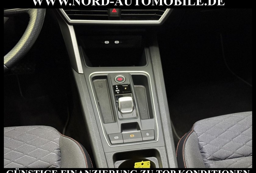 Seat Leon Leon 1.5 eTSI FR DSG AHK/Kamera/Navi/LED/18