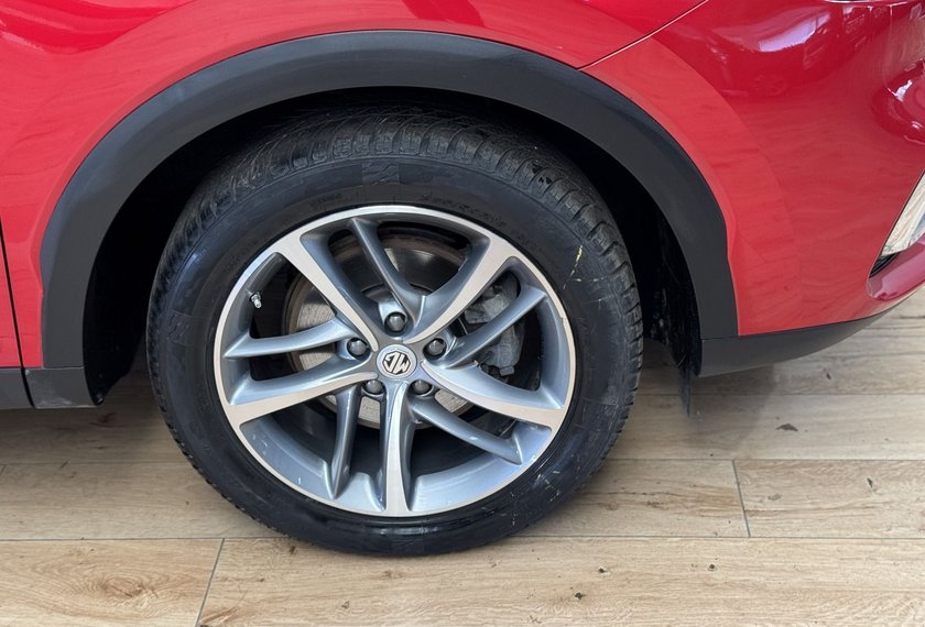 MG EHS EHS PHEV Luxury *PANO*LEDER*LED*18Z*360KAM*VIRT*