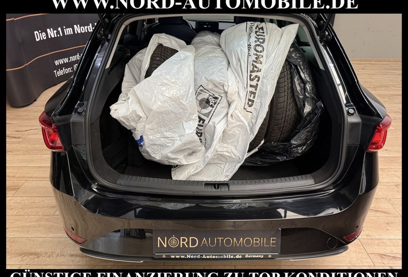 Seat Leon Leon Sportstourer FR PLUS 2.0 TDI DSG *18Z*LED*